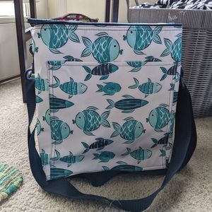 NWOT Thirty One Thermal Picnic Tote Finny Friends
